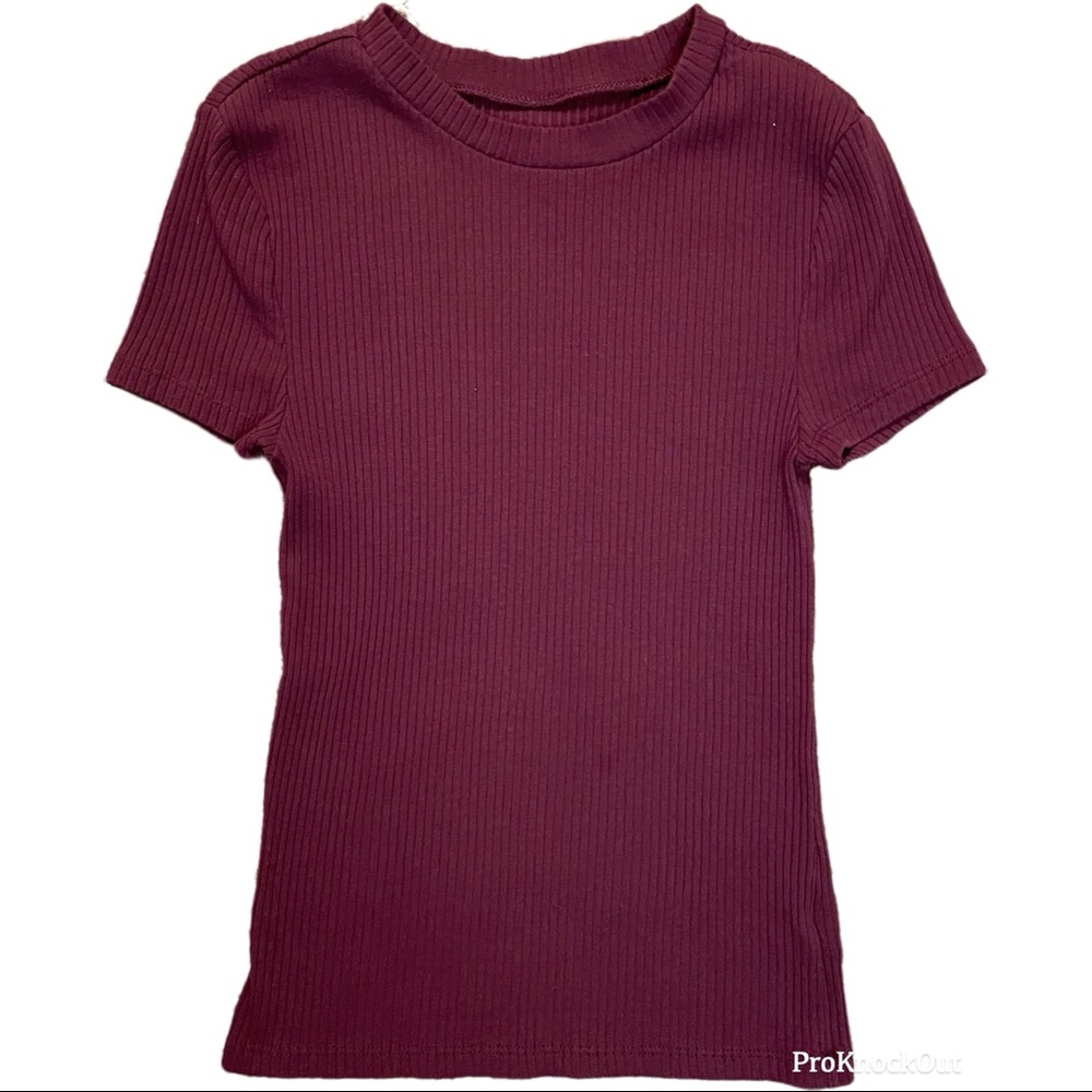 JUNIORS Burgundy Crop Top